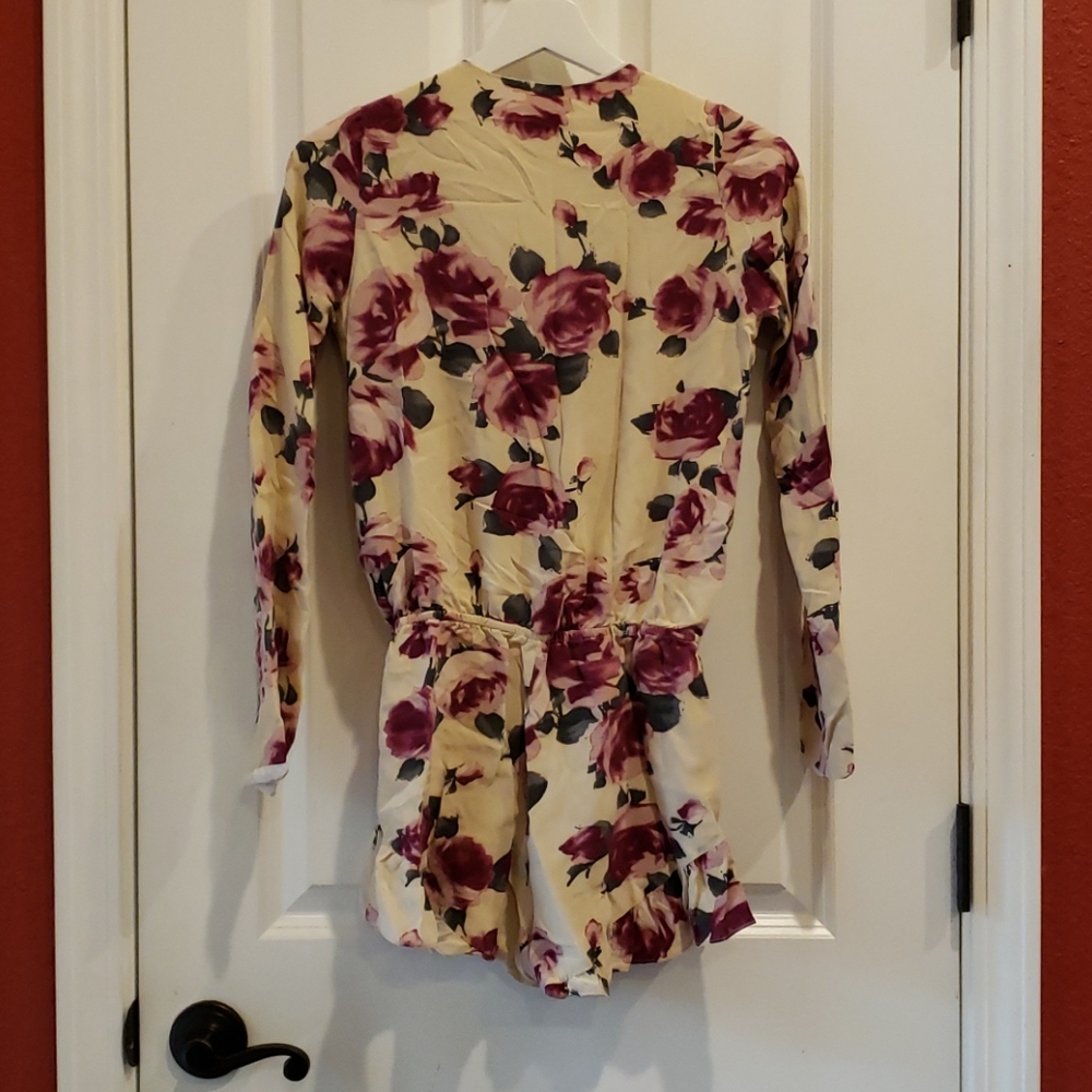 159 STONE COLD FOX Floral Love Jumper Silk Romper XS/S - Picture 7 of 16